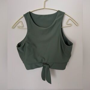 Green Sleeveless sport Top, size:M, very good condition like new